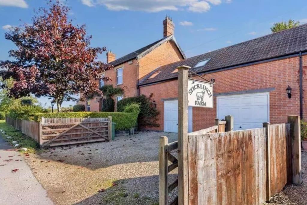 Sticklinch Farm Near Town & Walking Distance For Festival 4 Beds Sleeps 5 Appartement