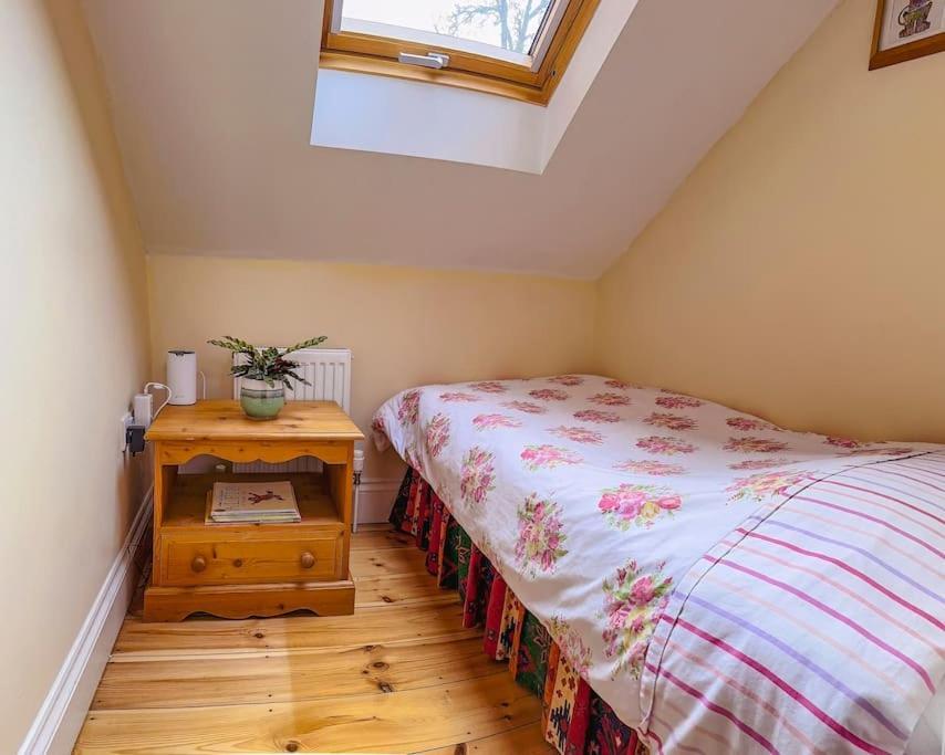 Sticklinch Farm Near Town & Walking Distance For Festival 4 Beds Sleeps 5